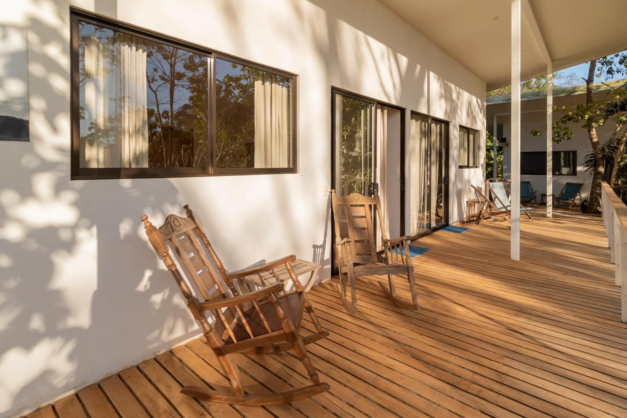 La Sana Surf Hotel, New Management, Few Mn Drive To The Beach Playa Santa Teresa  外观 照片