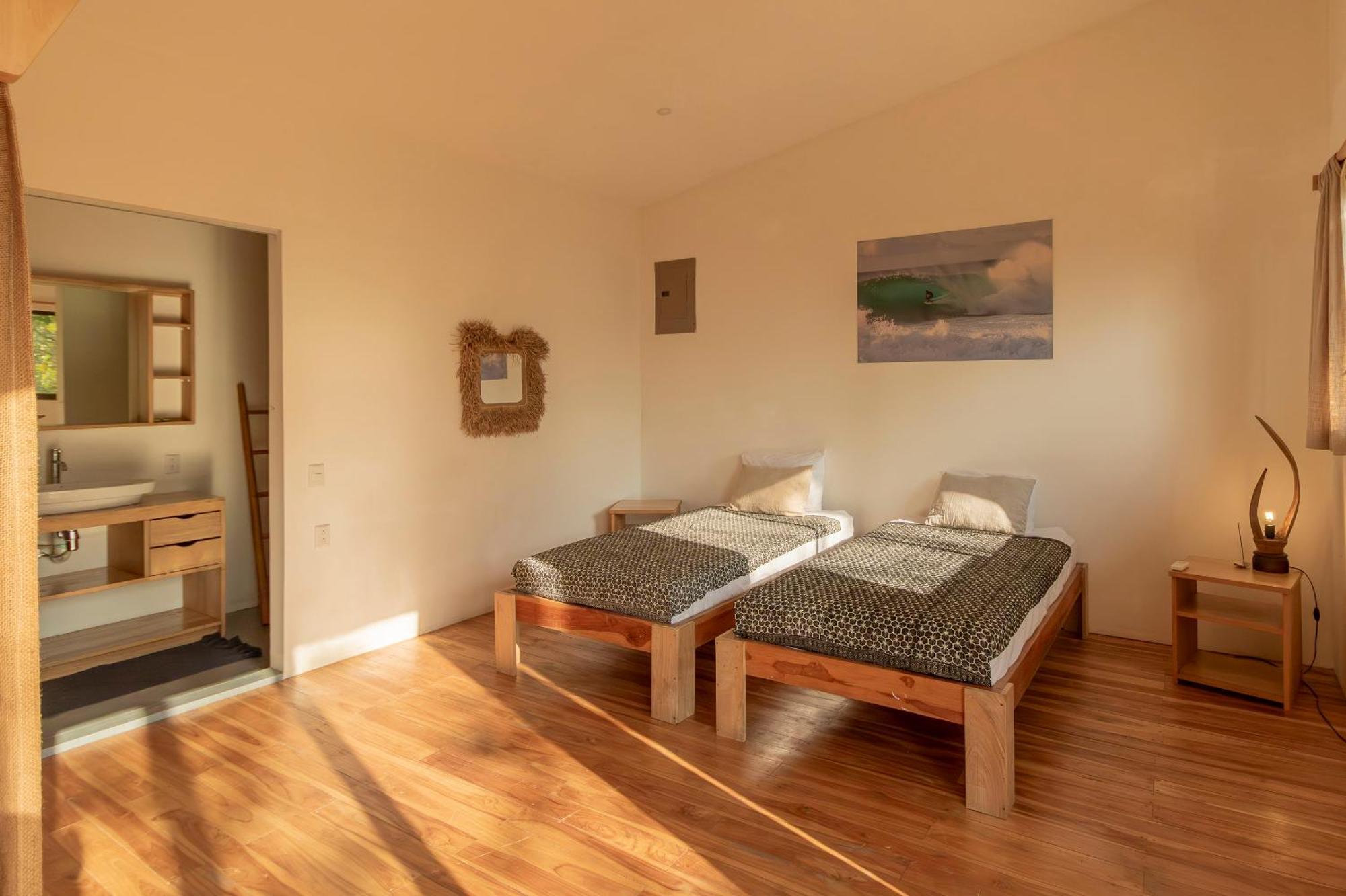 La Sana Surf Hotel, New Management, Few Mn Drive To The Beach Playa Santa Teresa  外观 照片